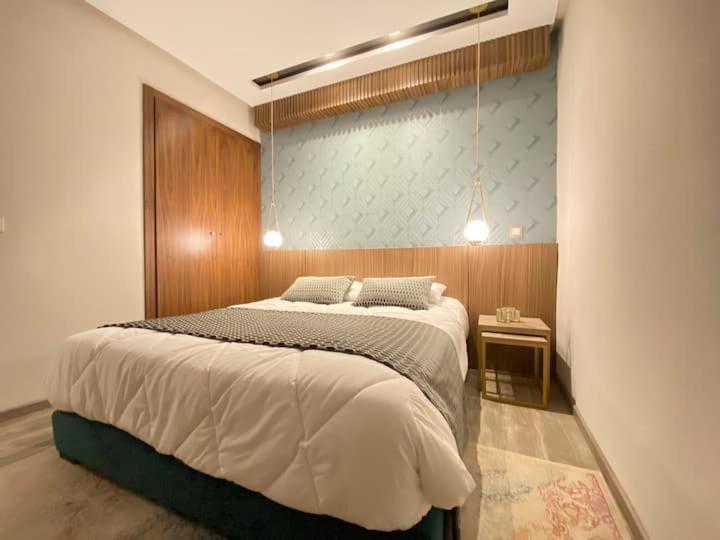 Apartment Pearl 13 - Brand New, Luxury & Elegant W/ Balcony